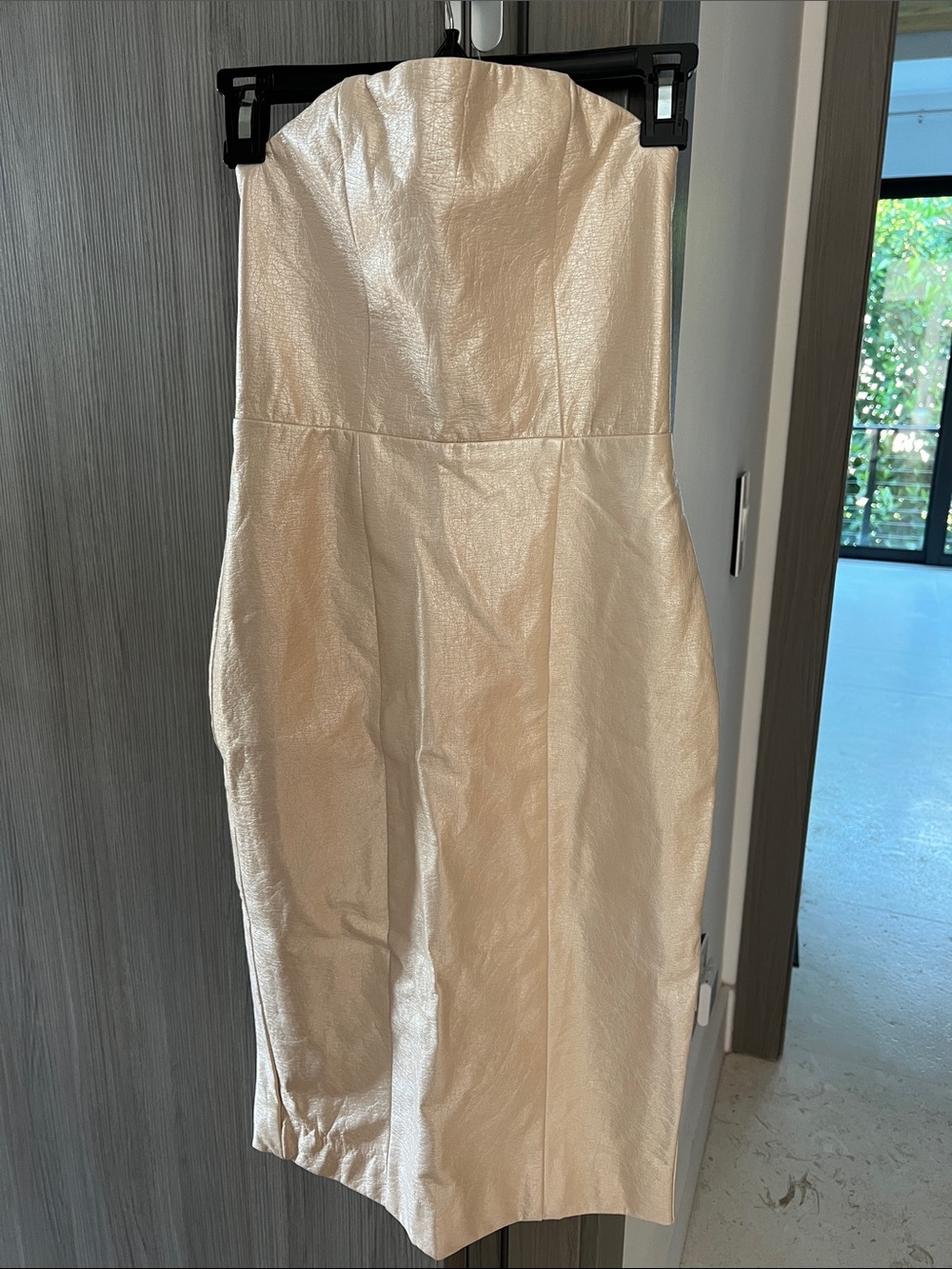 NWT REVOLVE Australia SHOWPO Reiko strapless faux leather dress oyster US 2 - Picture 3 of 10